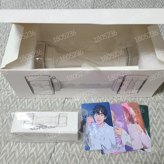 플레이브 응원봉 아뵹 키링