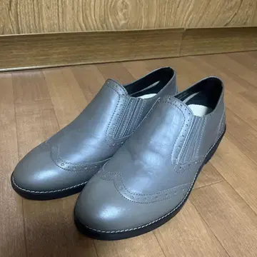 여성용 그레이 신발 38