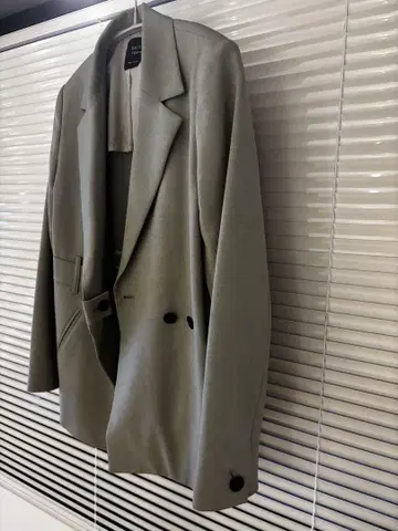 유나이티드 도쿄 셋업 수트 그린