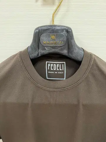 FEDELI 페델리 기자 코튼 스무스 긴팔 티셔츠 다크 브라운