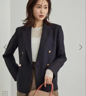 로페피크닉 울 라이크 색소니 골드 버튼 자켓 (숏 기장)