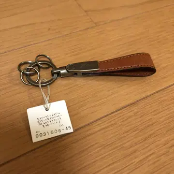 [ 새상품 미사용 ] Dakota 가죽 키링 브라운