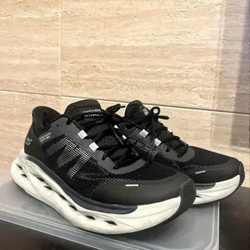SKECHERS 맥스 쿠셔닝 글라이드 스텝 아바딘