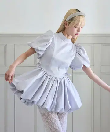 treaturself satin balloon peplum mini