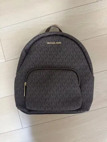 MICHAEL KORS 그레이 백팩