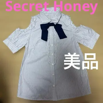 [새상품급] 시크릿허니 오프숄더 블라우스 보라색