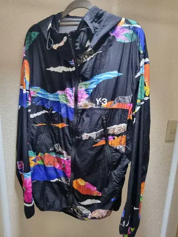 Y-3 그래픽 플라워 프린트 나일론 자켓