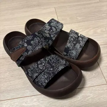 Regetta Canoe 샌들