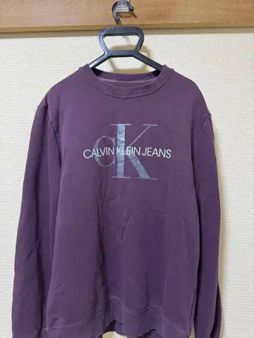 CALVIN KLEIN JEANS 퍼플 맨투맨 M