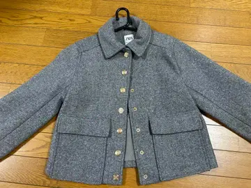 ZARA 그레이 버튼 크롭 자켓