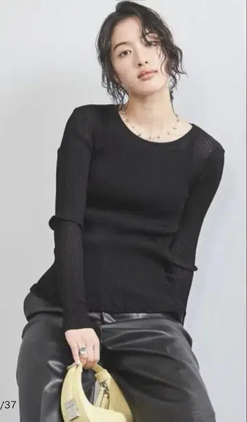 UNITED ARROWS 시어 핏 크루넥 티셔츠