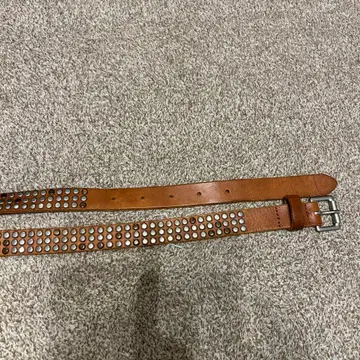 GAP 빈티지 스터드 벨트 가죽 벨트