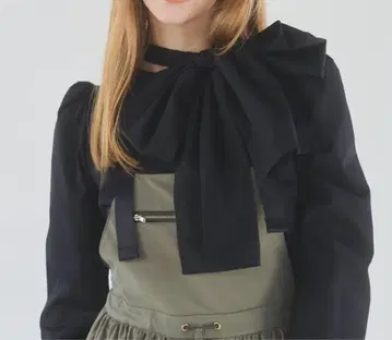 lilLilly 보타이 리본 블라우스 블랙