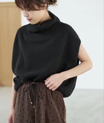 spick&span / 오프 터틀 니트 베스트
