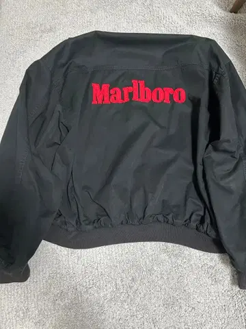 Marlboro 블랙 점퍼 블루종