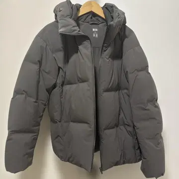 UNIQLO 다운 자켓 M 방수 발수