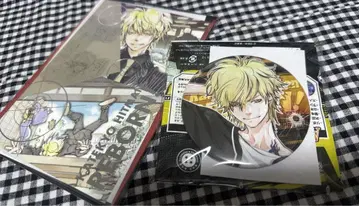 가정교사 히트맨 REBORN 아마노 아키라 전시회 금박 엽서 디노 캔뱃지