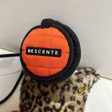 DESCENTE 오렌지 퀼팅 귀도리