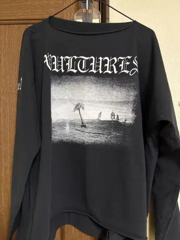 yzy vultures 롱T셔츠 1 롱티 yeezy
