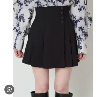 snidel 플리츠 스카숏 팬츠