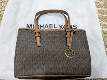 새상품 미사용품 인기 MICHAEL KORS 브라운 토트백
