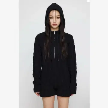 lagua gem 러그아젬 케이블 니트 올인원