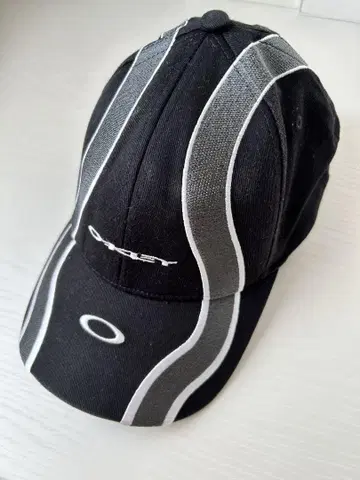 oakley wave cap