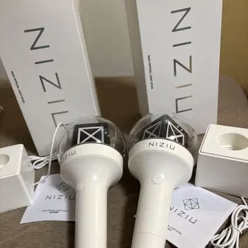NIZIU 응원봉 2개 세트