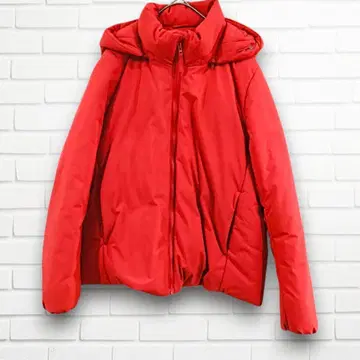 유니클로 빨간색 아우터 코트 점퍼 다운 페더 화려한 겨울 상품