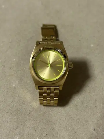 NIXON 손목시계 골드