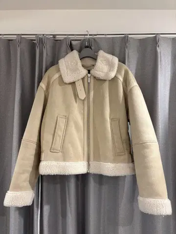ZARA 무스탕 자켓