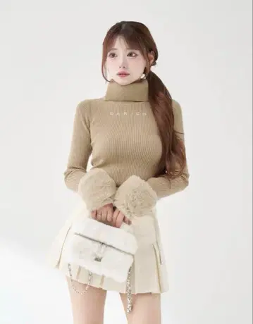 다리치 스무스 퍼 리브 니트탑 베이지