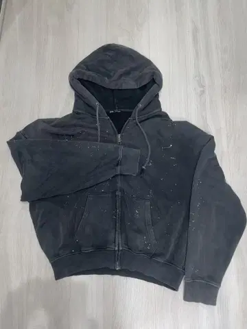 ZARA 다크 그레이 후드 부착 후드티