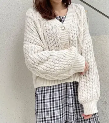 MAJESTIC LEGON 하트 마쉬멜로우 모헤어 가디건