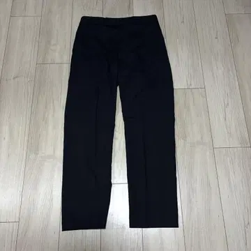 마가렛호웰 뒤 더블 벨트 울 팬츠 블랙