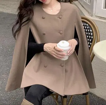 베이지 노카라 케이프 코트