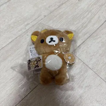 리락쿠마 스토어 리라노와 미스터도넛 콜라보 봉제 인형