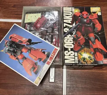 MS-06R-2 자쿠II 조니 라이덴 소좌기 (1/100 스케일 MG)