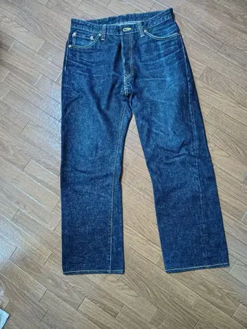 JOE McCOY W33