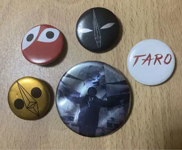 오카모토 타로 태양의 탑 TARO 캔뱃지