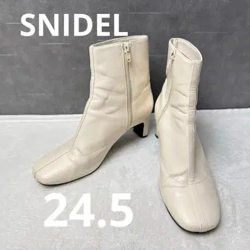 새상품급 SNIDEL 스나이델 숏부츠 지퍼 달린 화이트