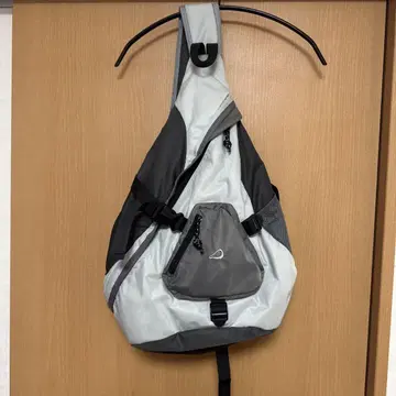 armarex tri-sling bag 화이트