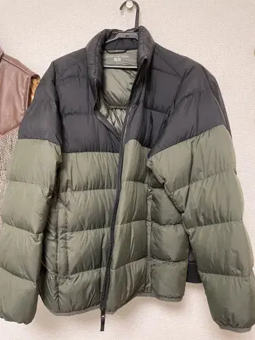 UNIQLO 울트라 라이트 다운 L 블랙/올리브