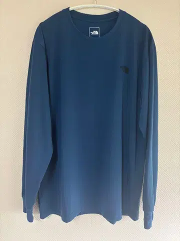 THE NORTH FACE 네이비 긴팔 티셔츠