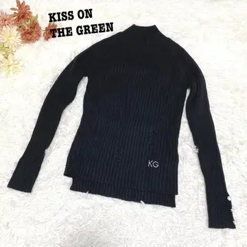 s.1433 [키스 온 더 그린] 긴팔 하이넥 리브 니트 로고 자수 펄