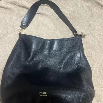 russet 블랙 가죽 핸드백
