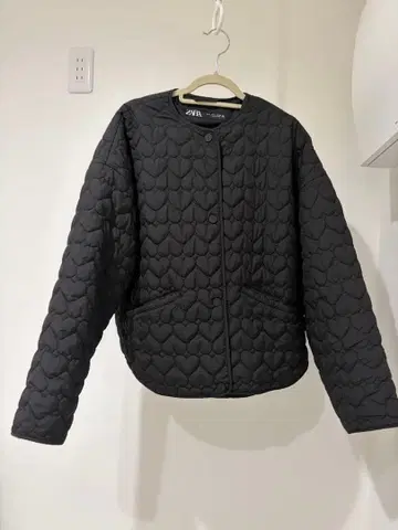 ZARA 블랙 하트 퀼팅 자켓