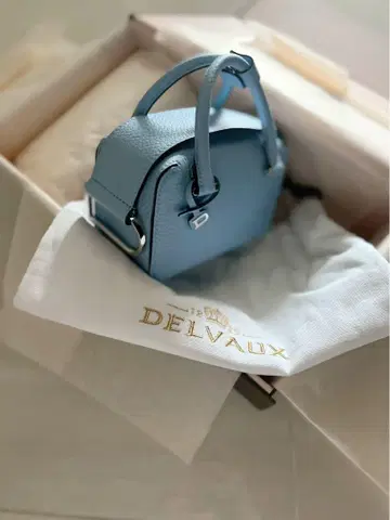 DELVAUX