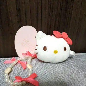 헬로키티 마스코트 부착 비즈 스트랩