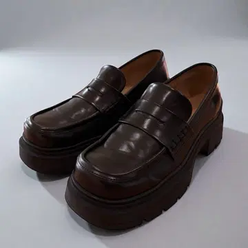 새상품급 MOUSSY PLATFORM LOAFERS 통굽 로퍼 M 사이즈
